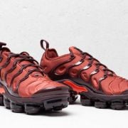 Buty damskie Nike Wmns Air Vapormax Plus Burnt Orange Habanero Red Footshop