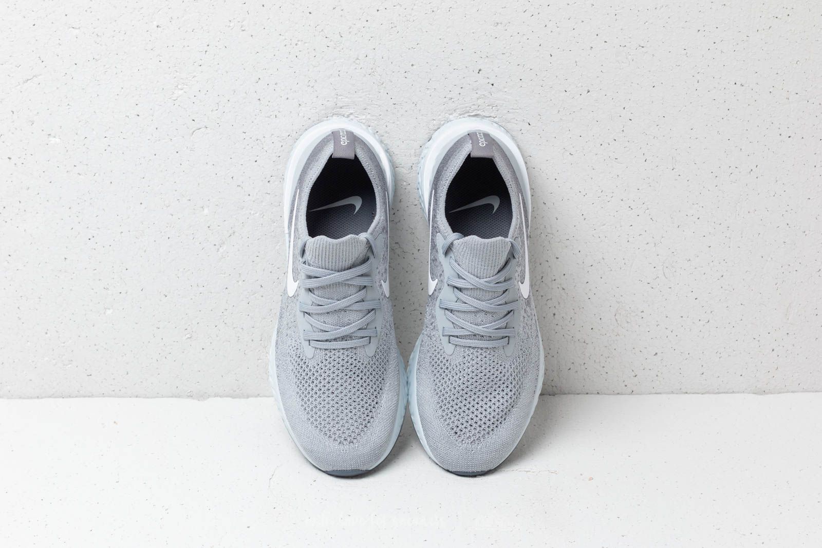 Epic react flyknit women's wolf grey top