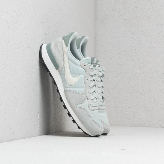 Nike WMNS Internationalist