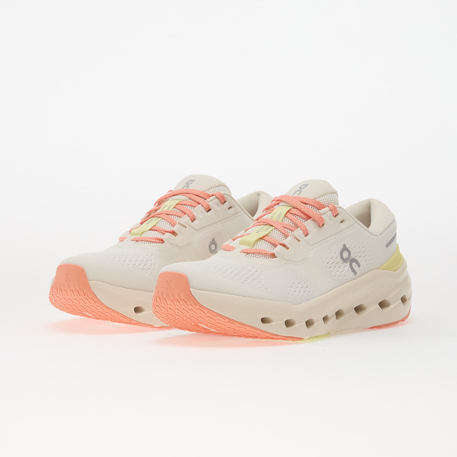 Women's shoes On W Cloudrunner 3 Ivory/ Dew