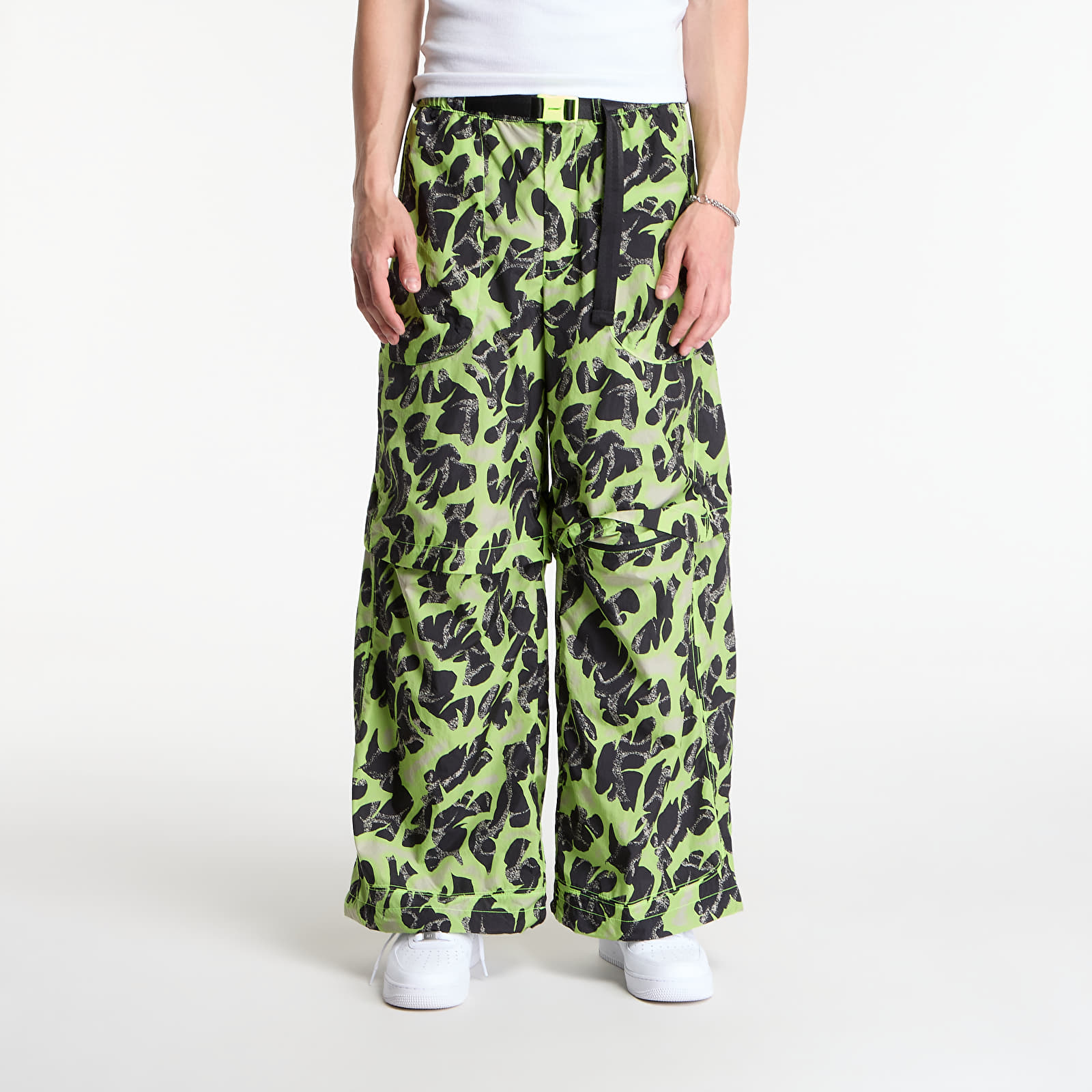Pantaloni Nike Project F.R.O.G. Men's Woven Convertible Pants Cream Ii/ Volt Ice/ Volt Ice