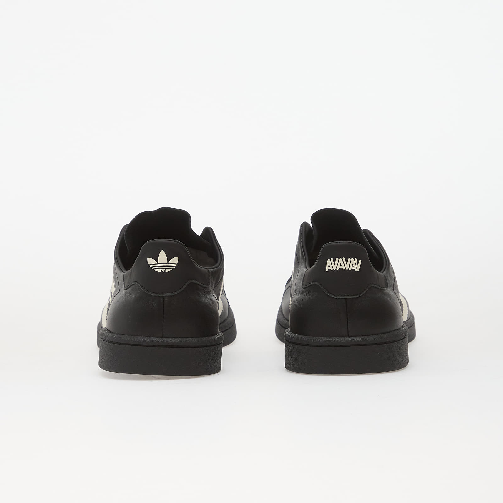 Damen Sneaker und Schuhe adidas Sst By Avavav Core Black/ Mist Stone/ Off White