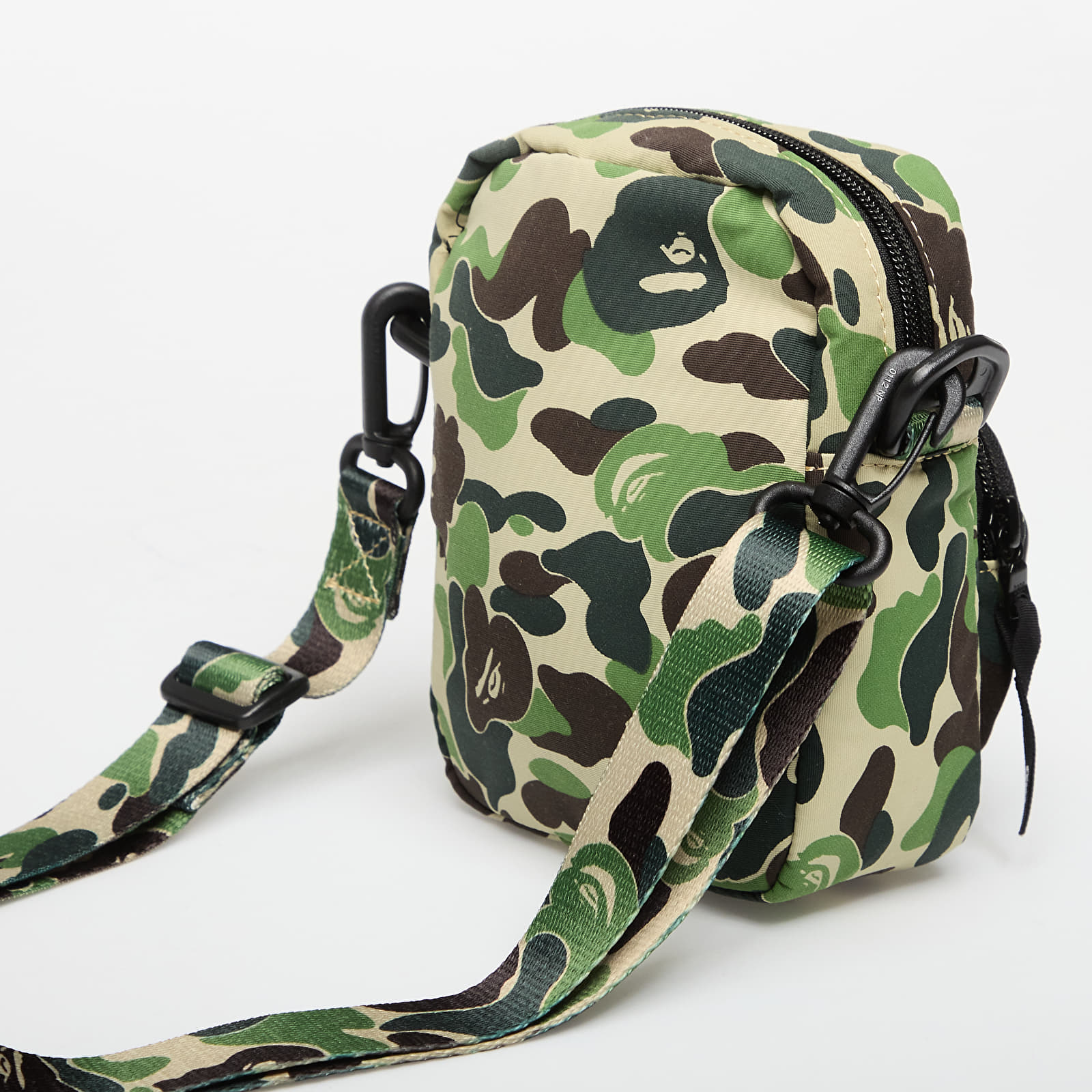 Sacs à bandoulière A BATHING APE Abc Camo Shark Mini Bag Green