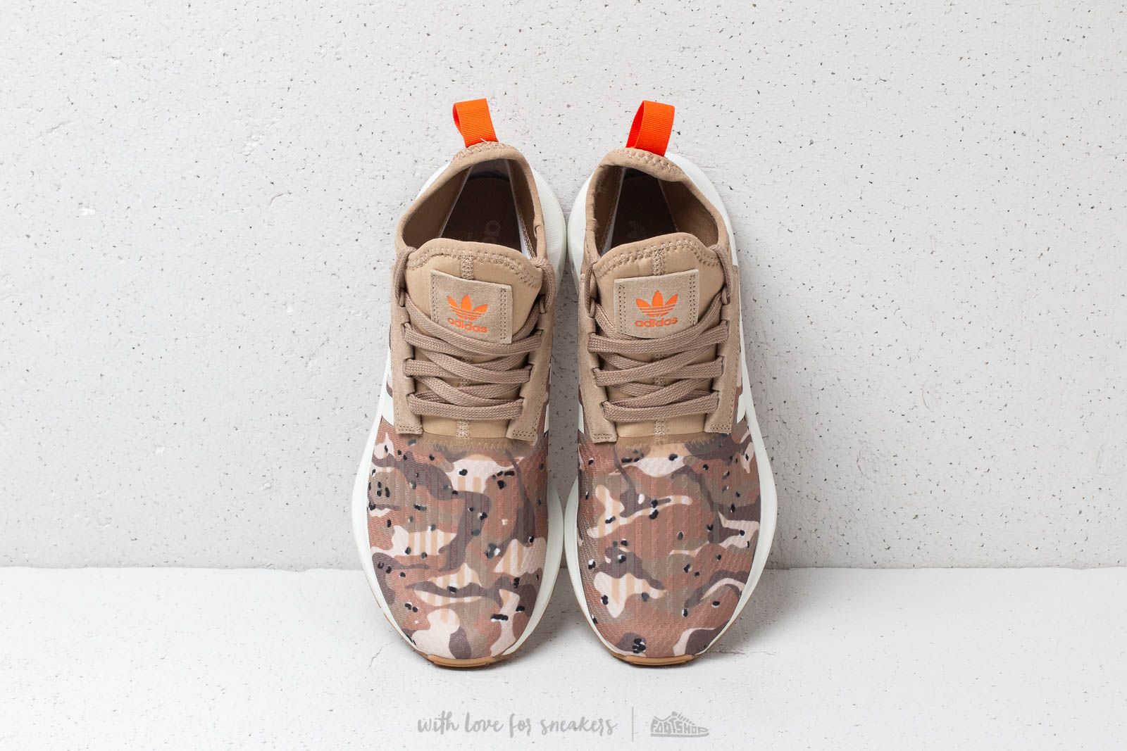 Swift run barrier adidas store