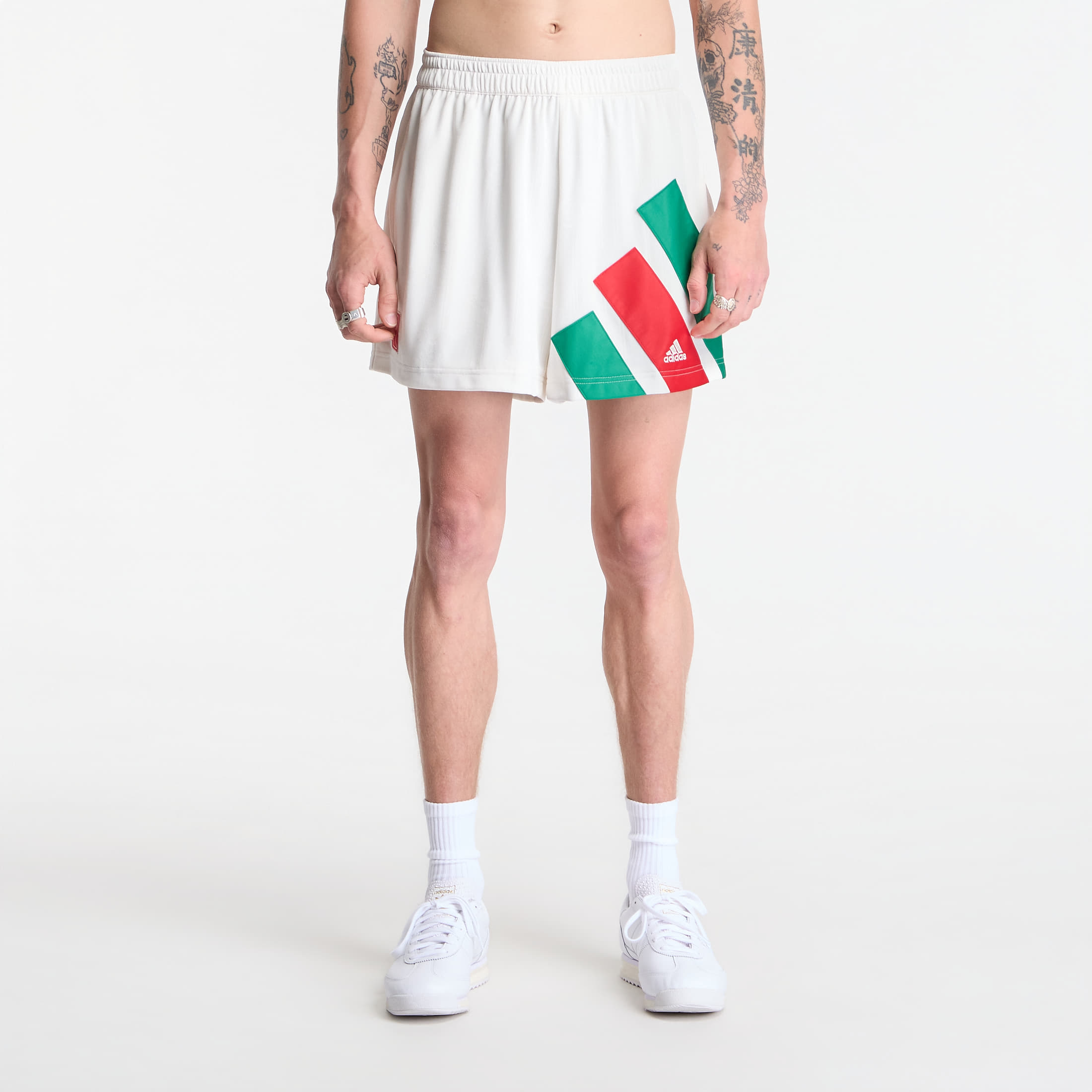 Къси панталони adidas Brain Dead Disney Football Shorts Chalk White XXL