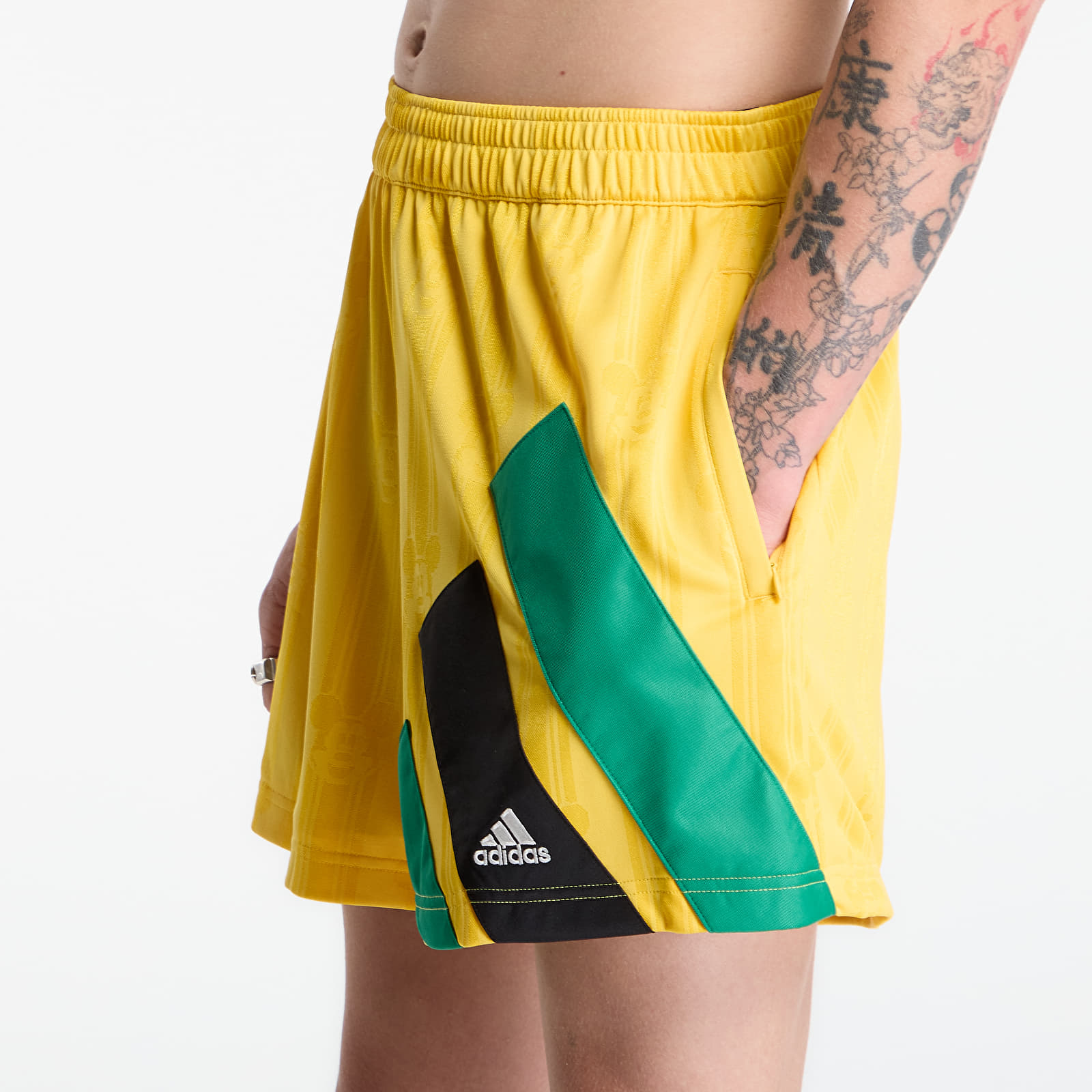 Shorts adidas Brain Dead Disney Football Shorts Bold Gold