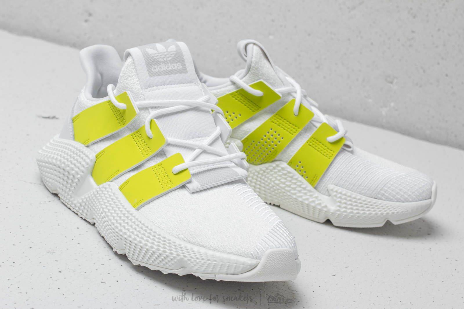 Moški čevlji adidas Prophere W Ftw White/ Semi Solar Yellow/ Crystal White