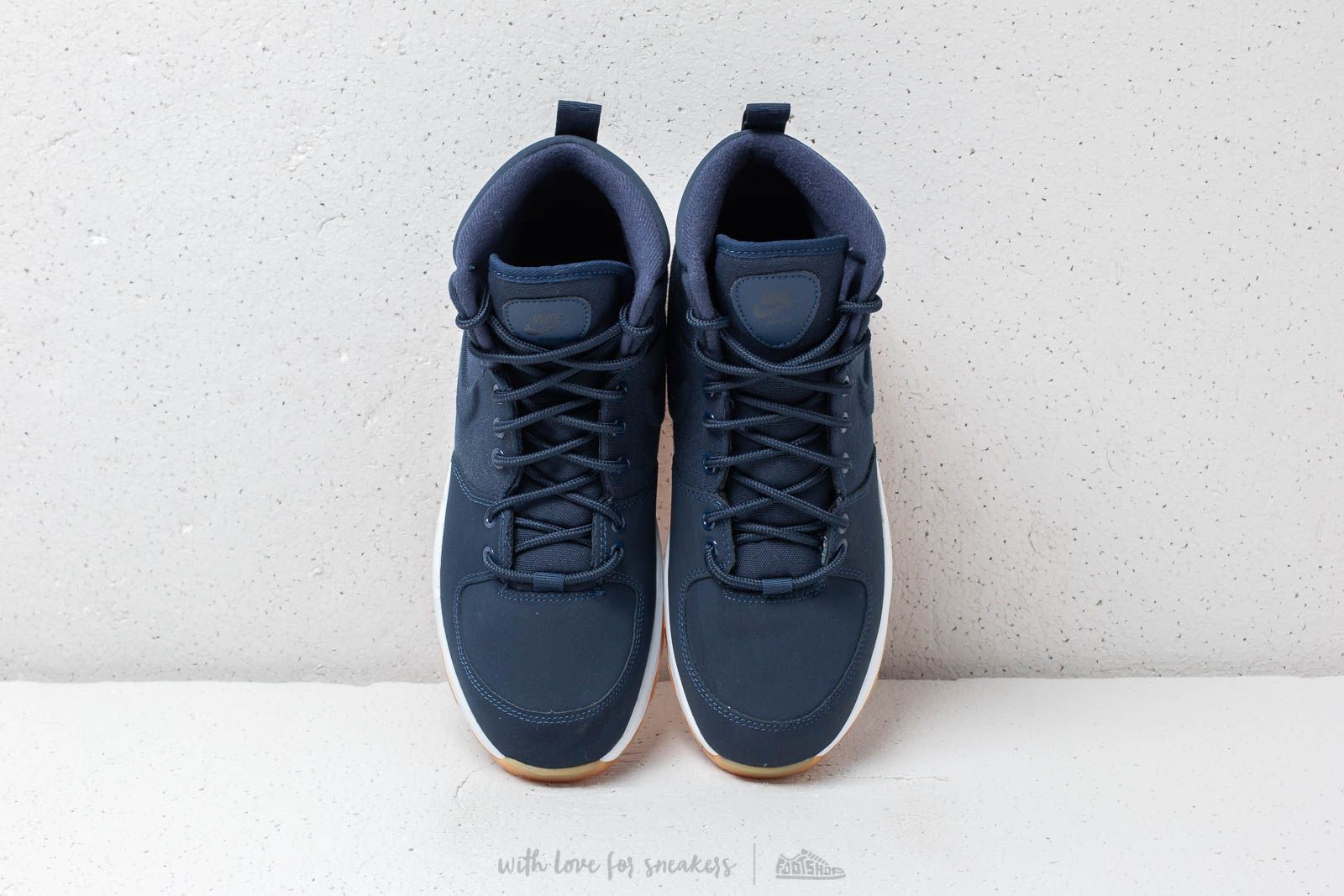 Nike manoa 2025 17 gs