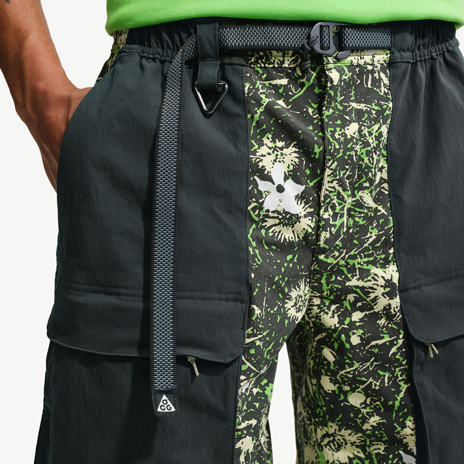 Shorts voor heren Nike ACG "Smith Summit" Men's Shorts Black Spruce/ Mineral Slate/ Summit White