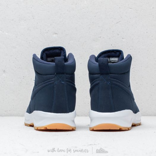 Nike manoa navy sale