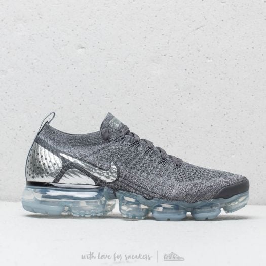 Nike vapormax 2 chrome sale
