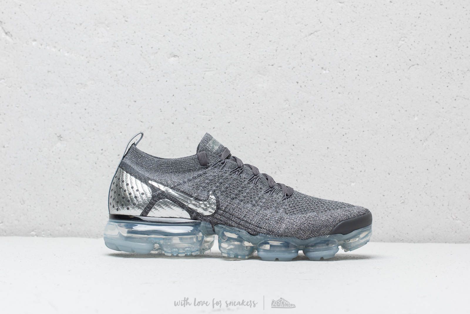 Nike vapormax 2 store chrome