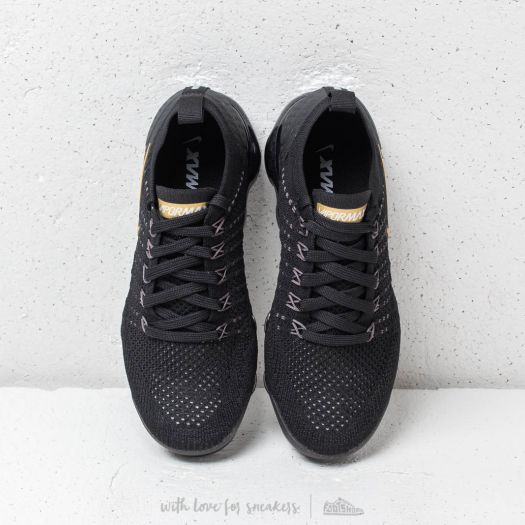 Women s shoes Nike Air Vapormax Flyknit 2 W Black Metallic Gold