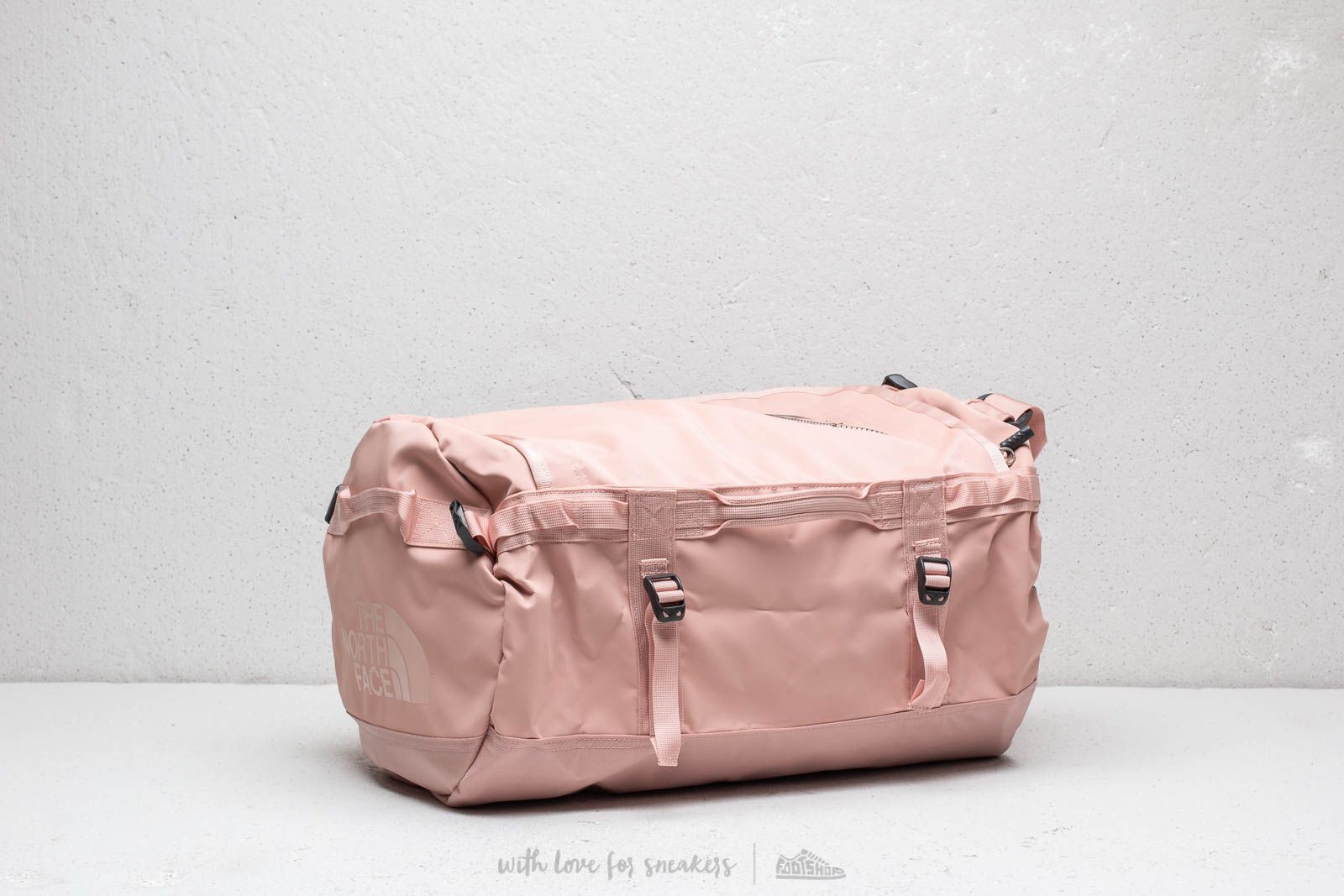 Crossbody bags The North Face Base Camp Duffel Small Misty Rose Footshop