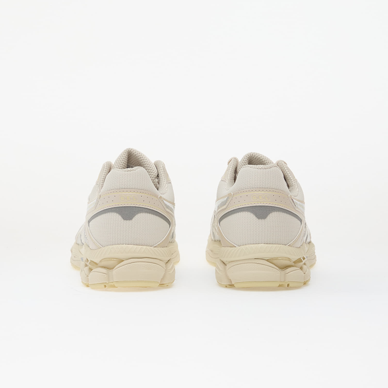 Herren Sneaker und Schuhe Asics Gel-Cumulus 16 Cream/ Pure Silver