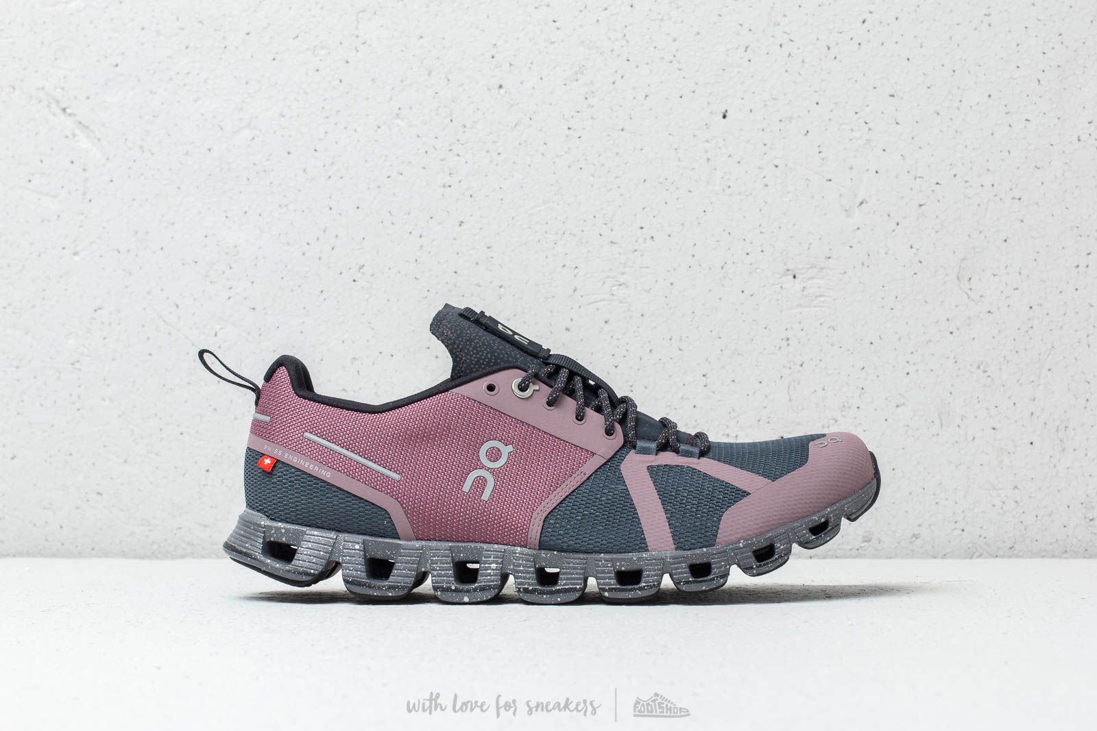 Men s shoes On Running Cloud Edge Moonlight Iris Dust Footshop