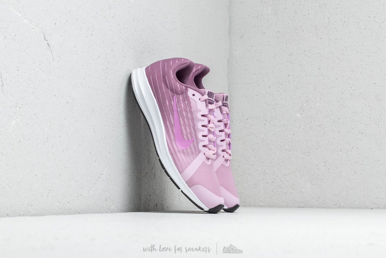 Scarpe donna Nike Downshifter 8 (GS) Light Arctic Pink/ Fuchsia Glow