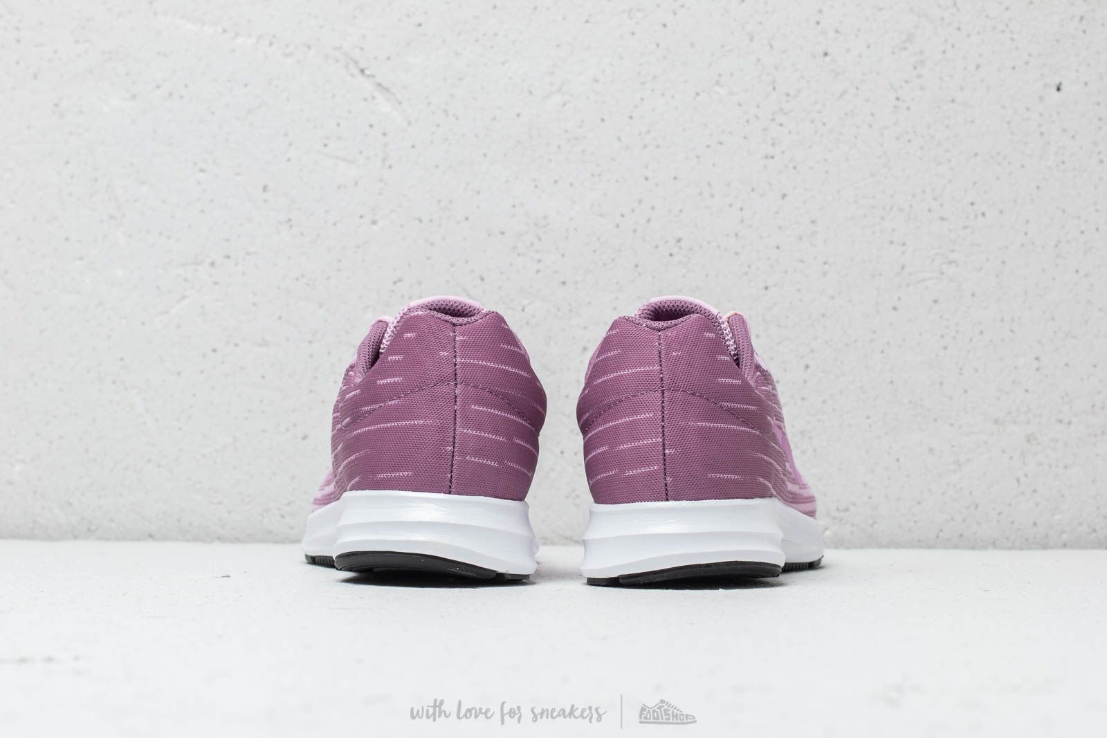 Scarpe donna Nike Downshifter 8 (GS) Light Arctic Pink/ Fuchsia Glow
