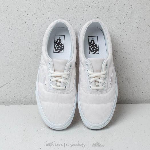Vans puffer era top