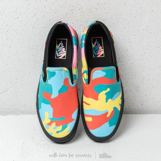 Vans neon camo slip on 2025