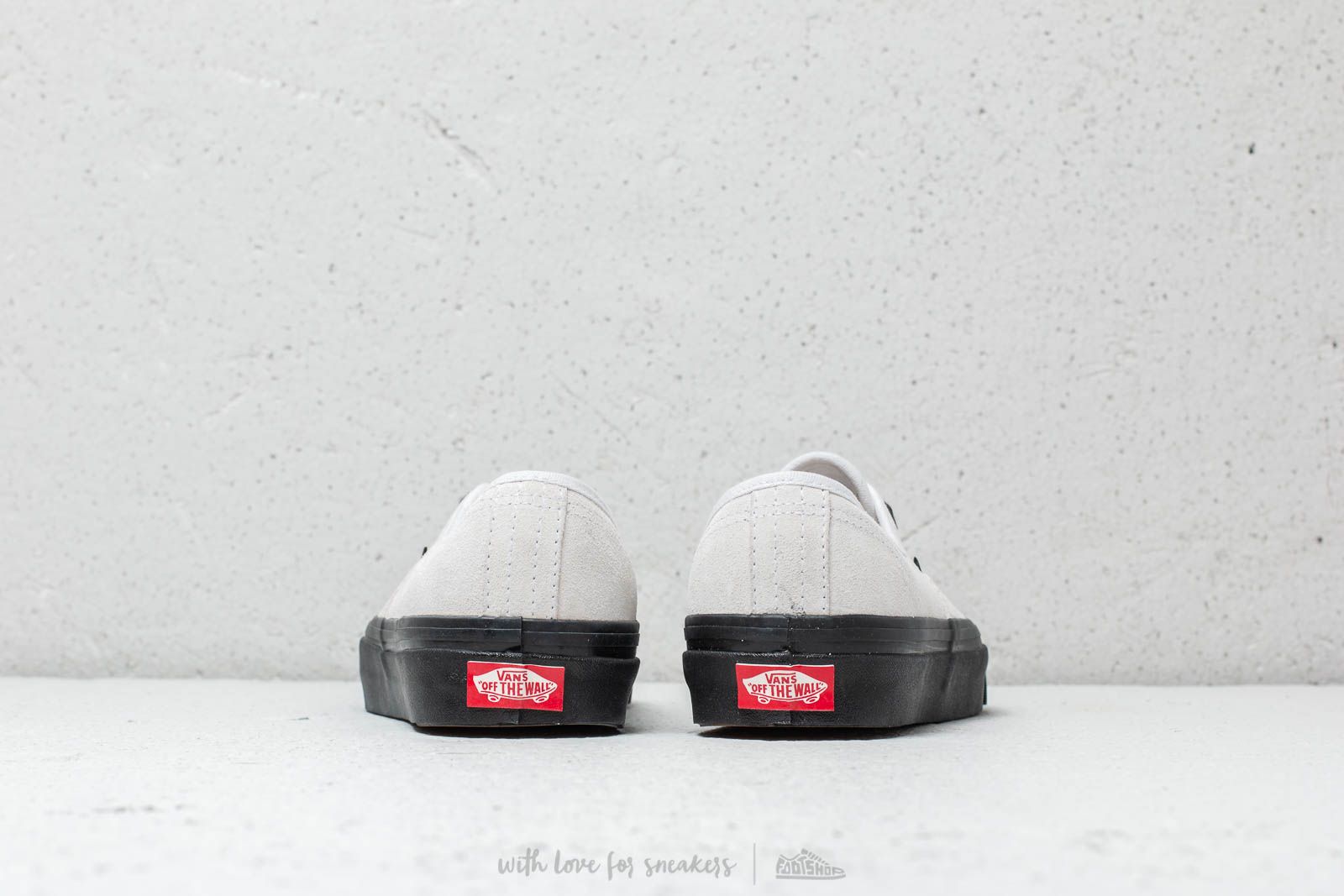 Vans anaheim deals 44 dx white