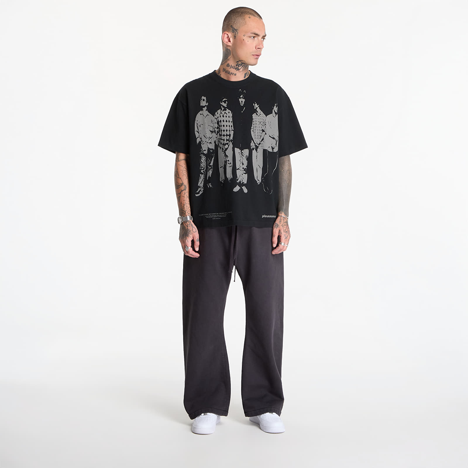 T-Shirts PLEASURES Definitely Heavyweight Shirt Faded Black