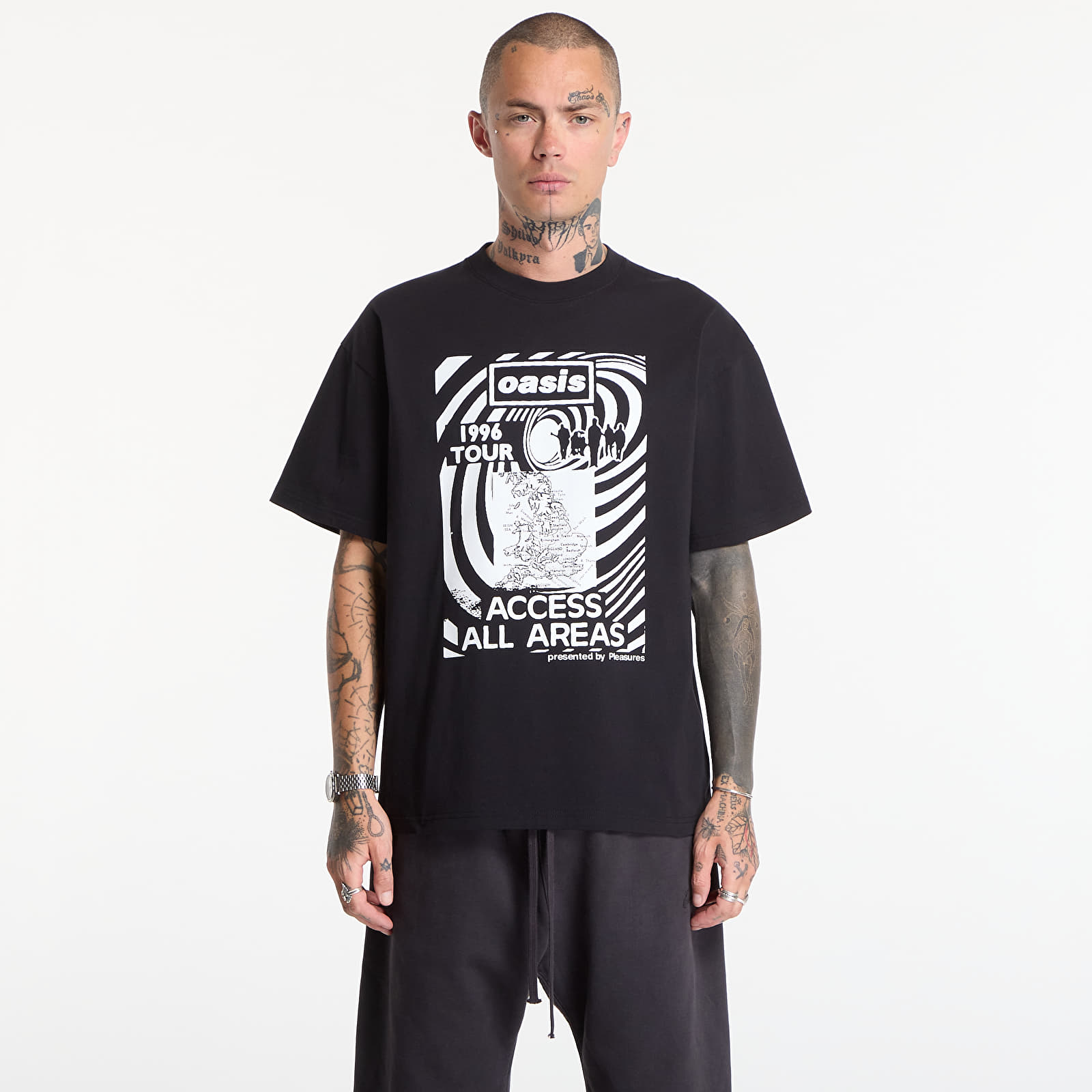 T-skjorter PLEASURES All Access T-Shirt Black