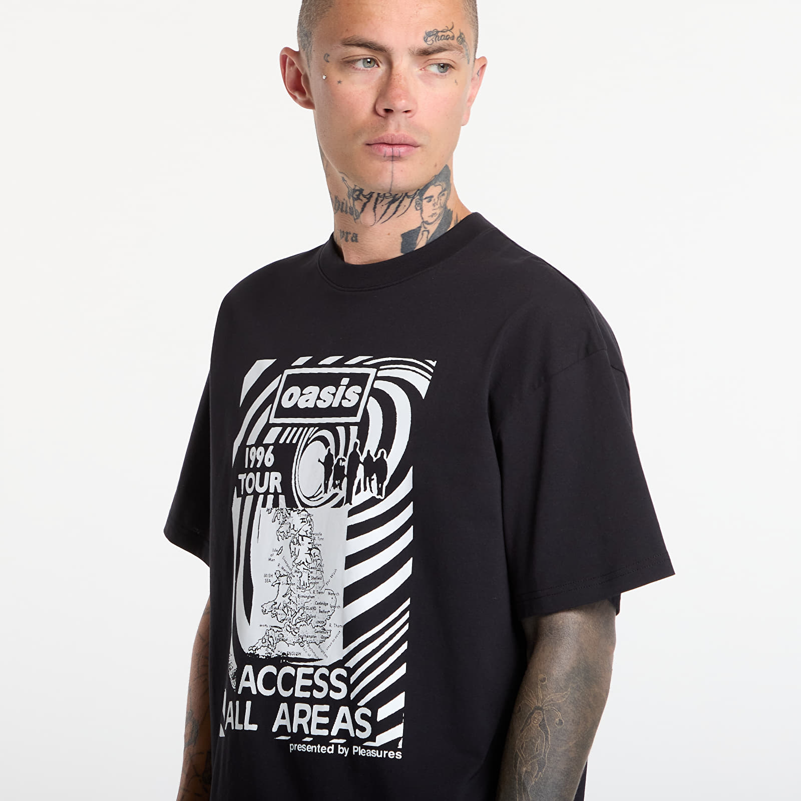 T-skjorter PLEASURES All Access T-Shirt Black