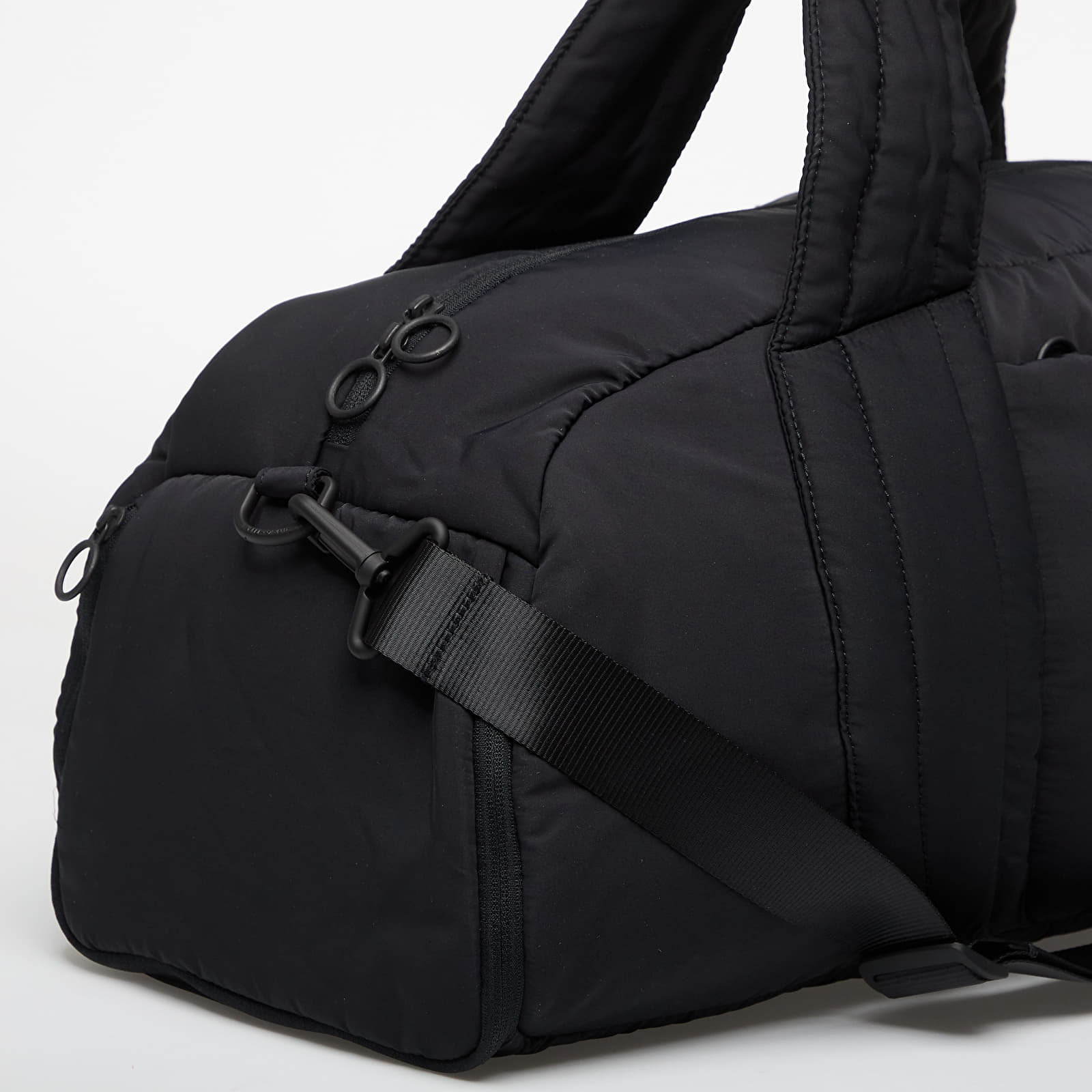 Duffle bag Under Armour Studio Soft Duffle Black