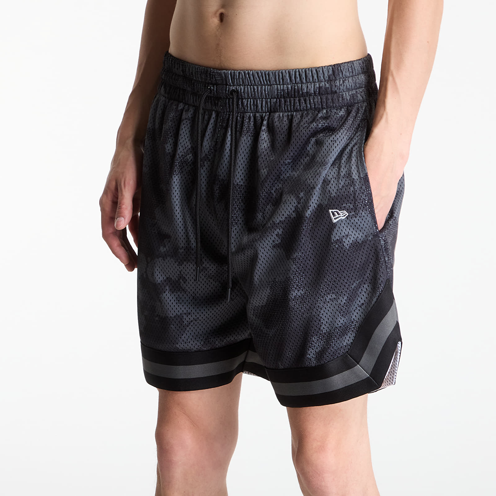 Kratke hlače New Era Aop Mesh Short Black