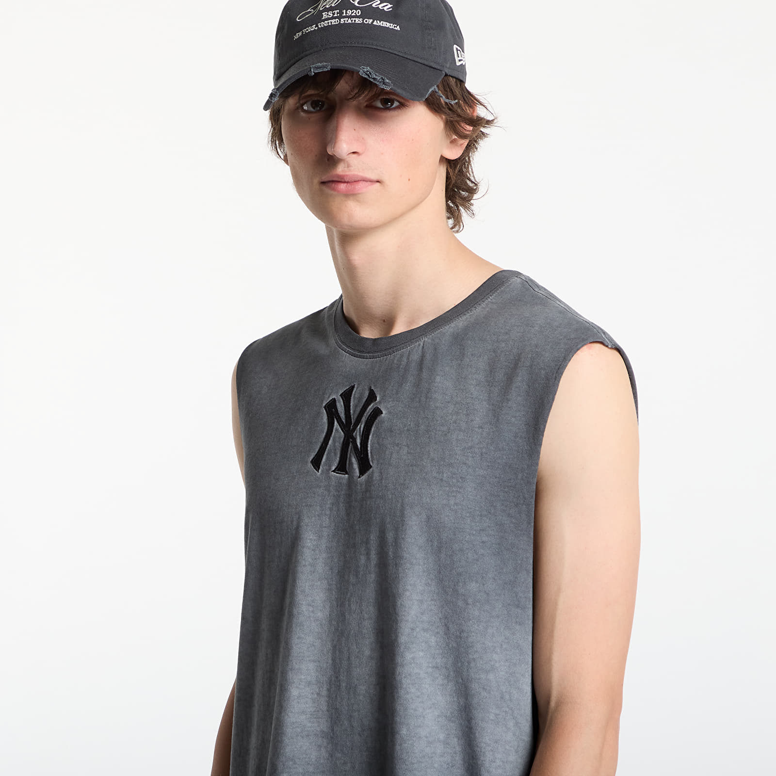 Tričká New Era MLB Washed Logo Sleeveless Tee New York Yankees UNISEX Black