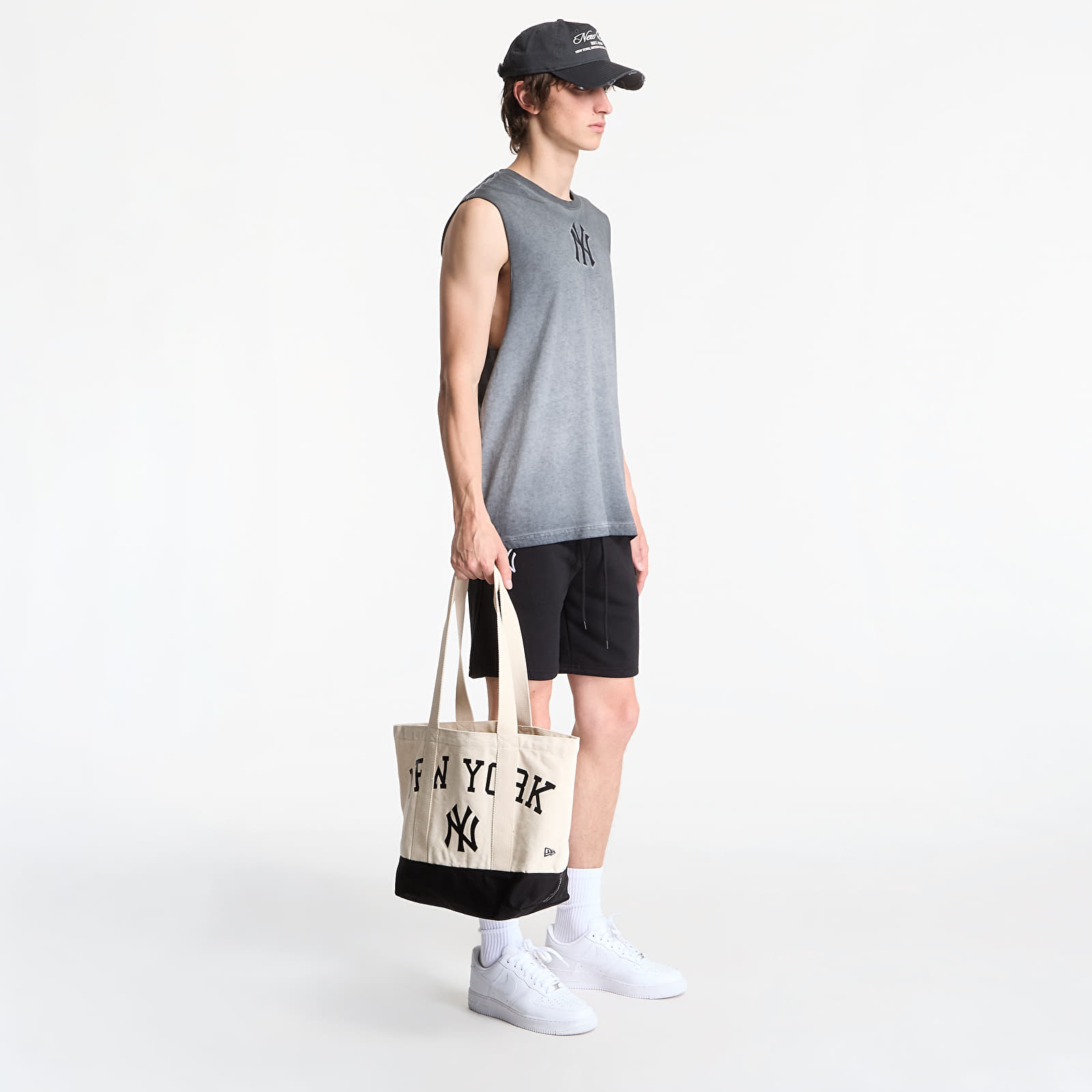 Tričká New Era MLB Washed Logo Sleeveless Tee New York Yankees UNISEX Black