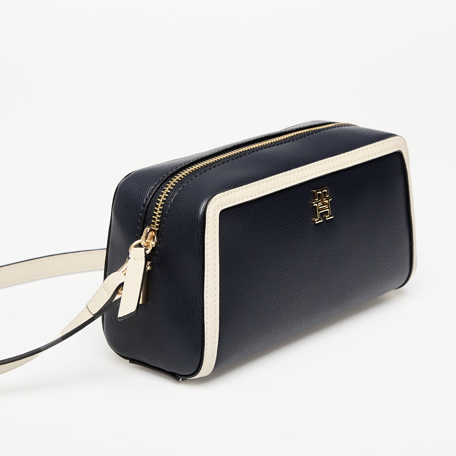 Kabelky Tommy Hilfiger Grace Camera Bag Col Block Space Blue