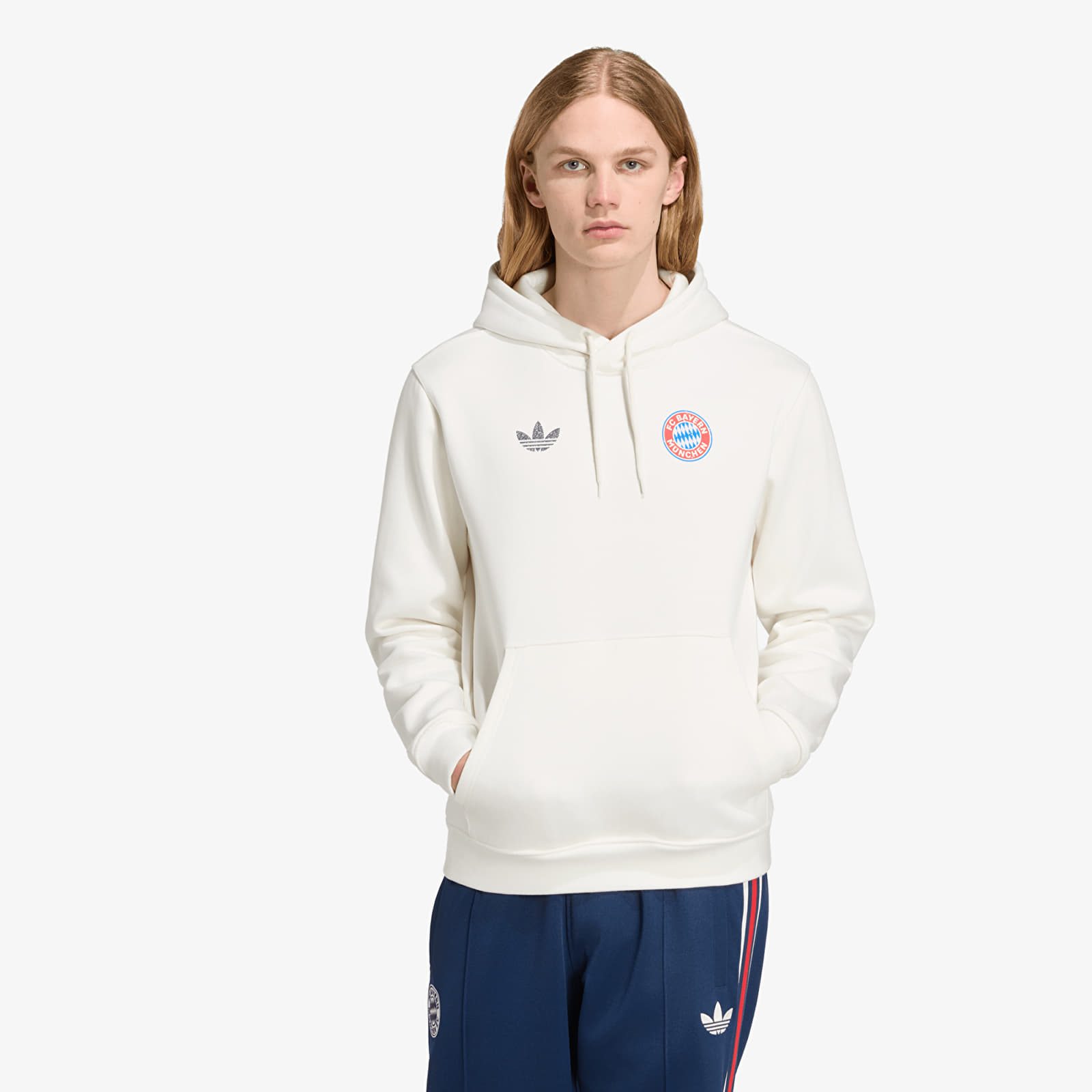 Sweatjacken und Sweatshirts adidas Fcb Og2 Gr Hd Core White