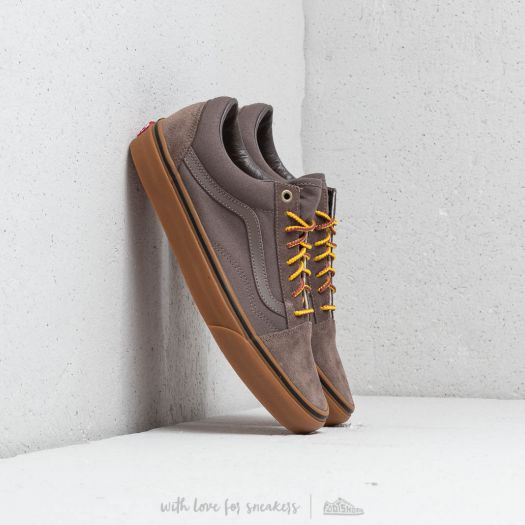 Vans old skool on sale falcon boot lace