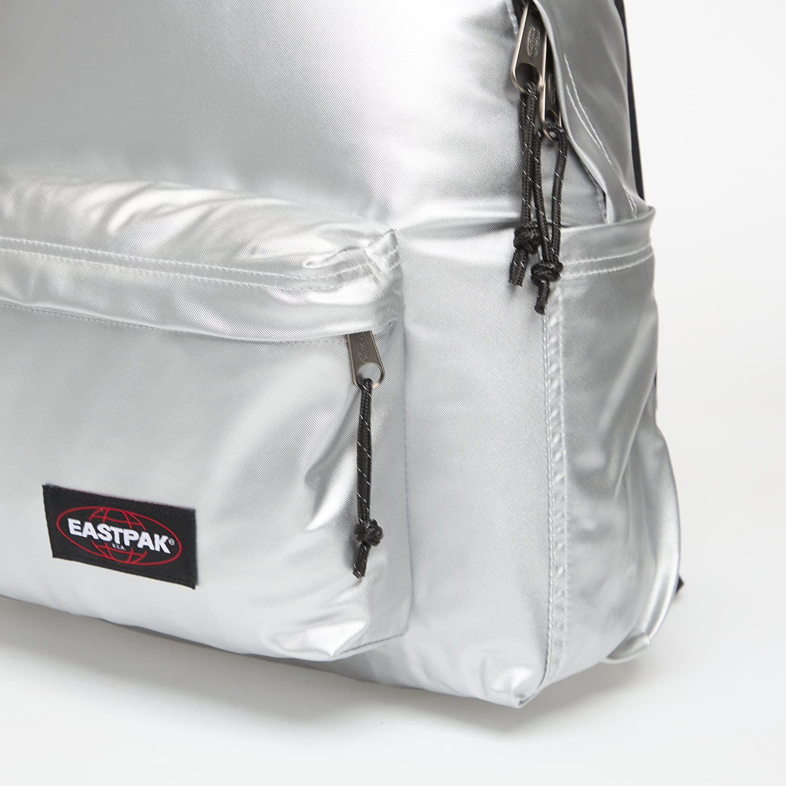Nahrbtniki  Eastpak Day Pak'r Space Silver
