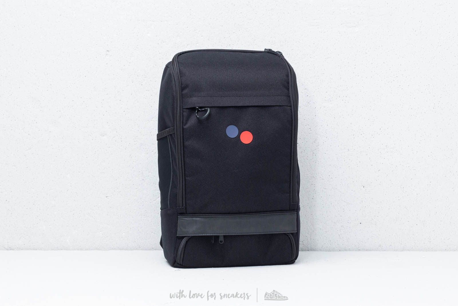 Backpacks pinqponq Cubik Medium Licorice Black