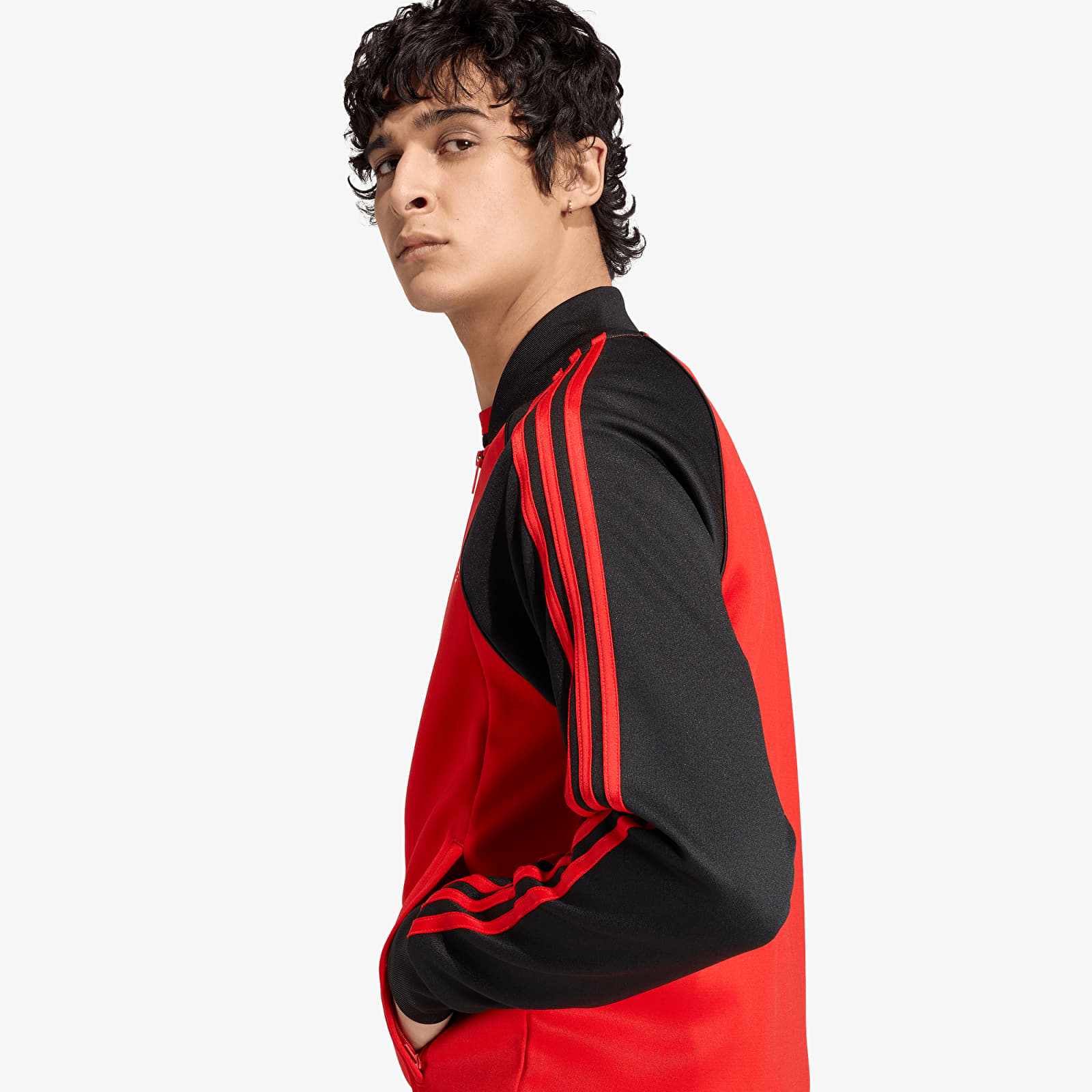 Mikinas ar kapuci un sporta krekli adidas Sst Tt Vivid Red