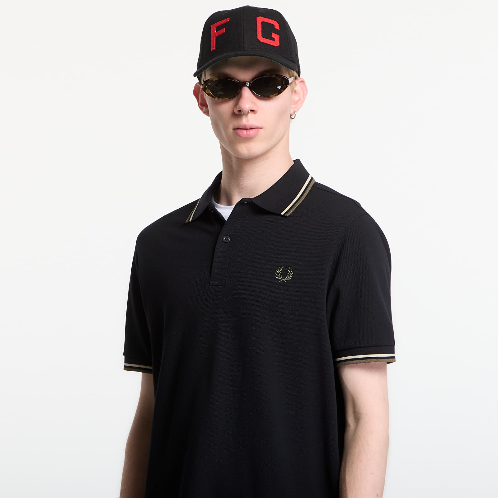 T-shirts Fred Perry Twin Tipped Fred Perry Shirt ?