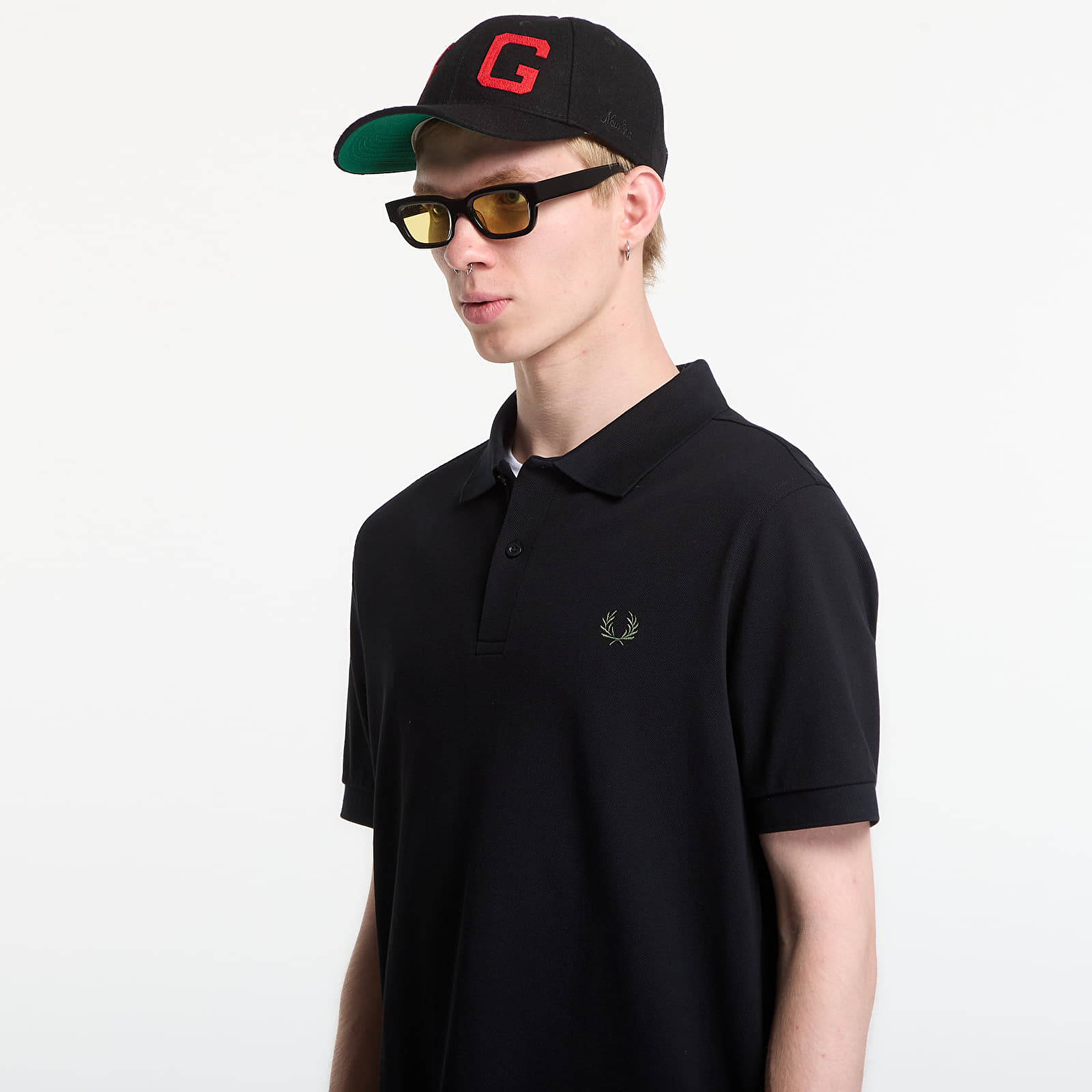 Tričká Fred Perry The Fred Perry Shirt Navy