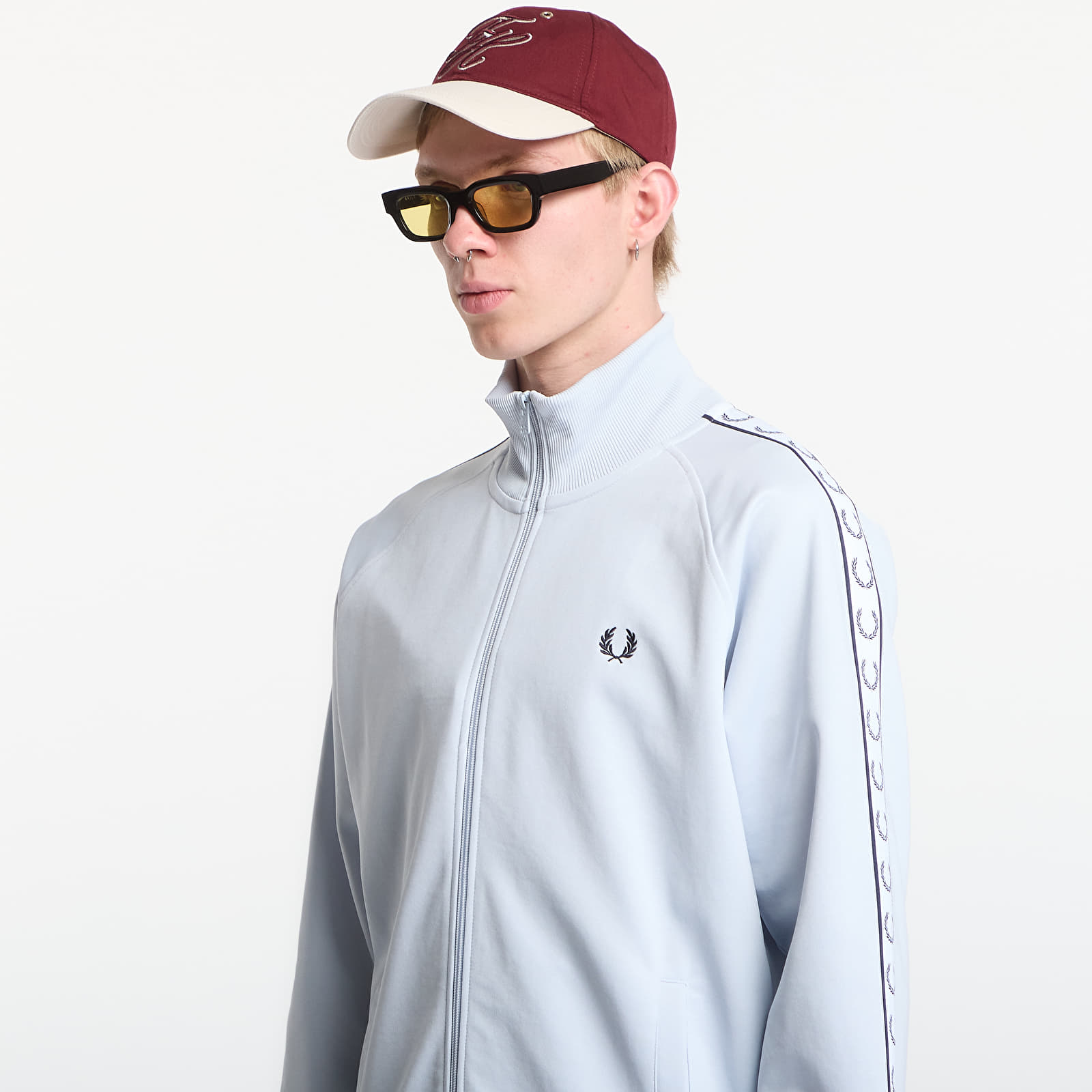 Куртки Fred Perry Taped Track Jacket ?