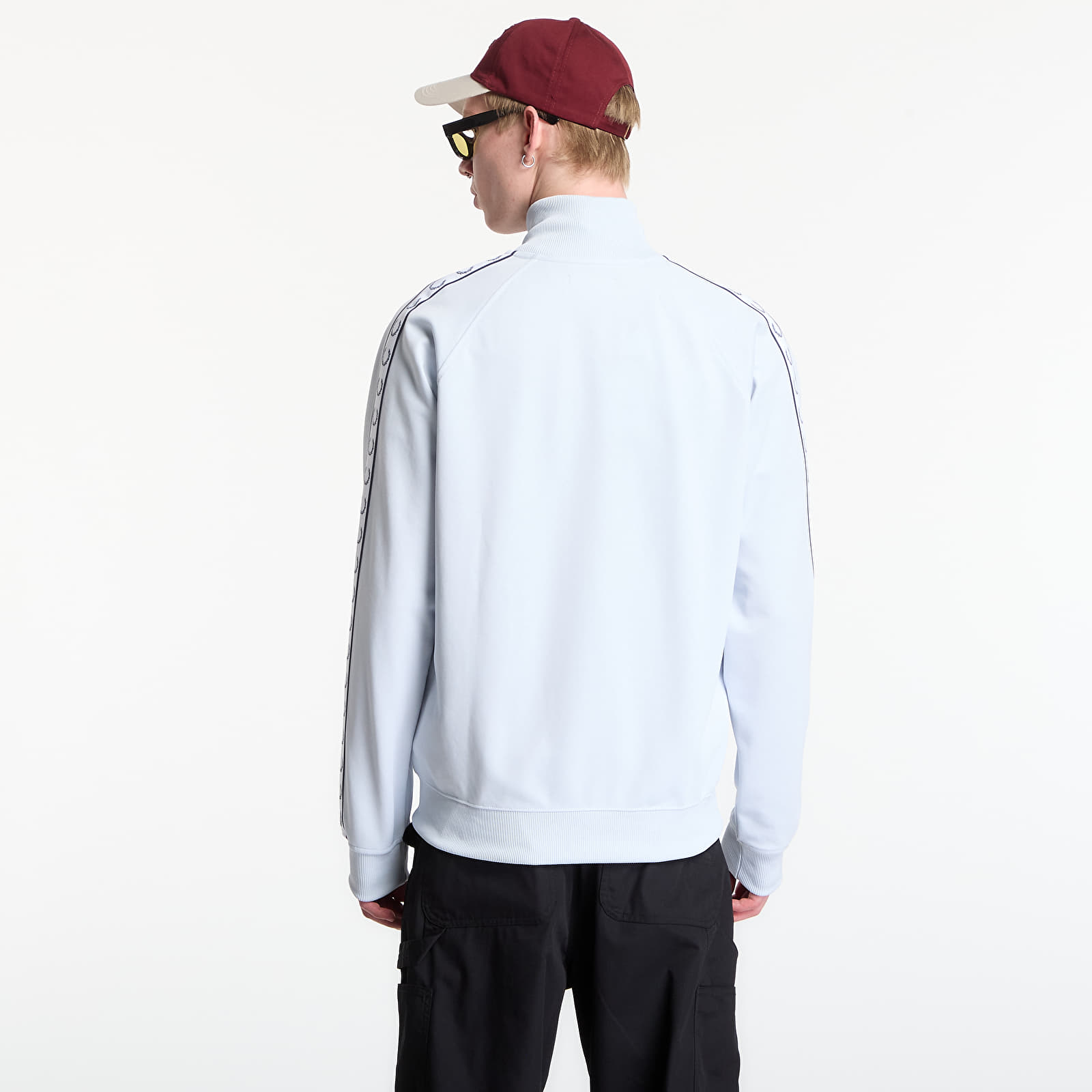 Куртки Fred Perry Taped Track Jacket ?