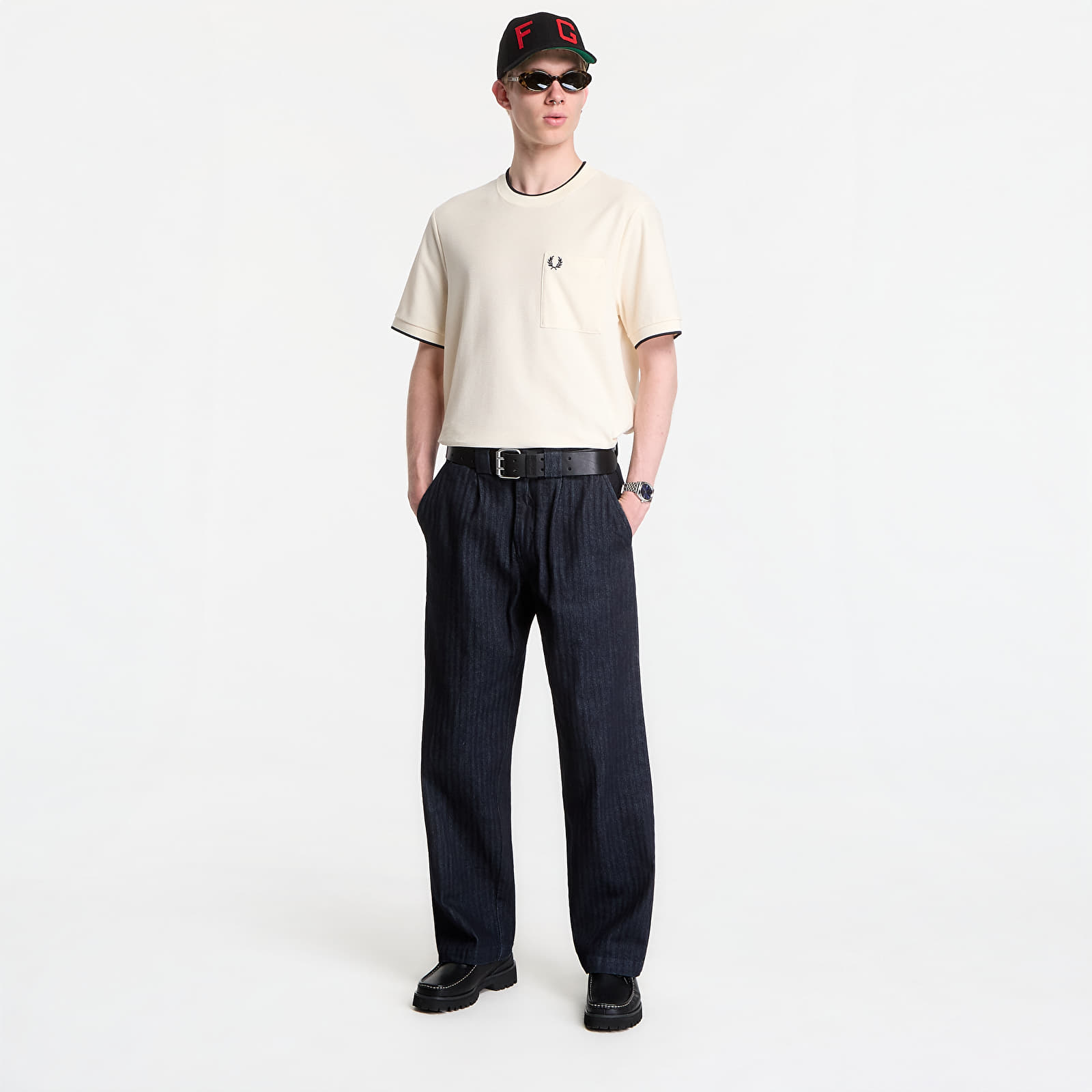 T-shirts Fred Perry Pocket Detail Pique T-Shirt Ecru