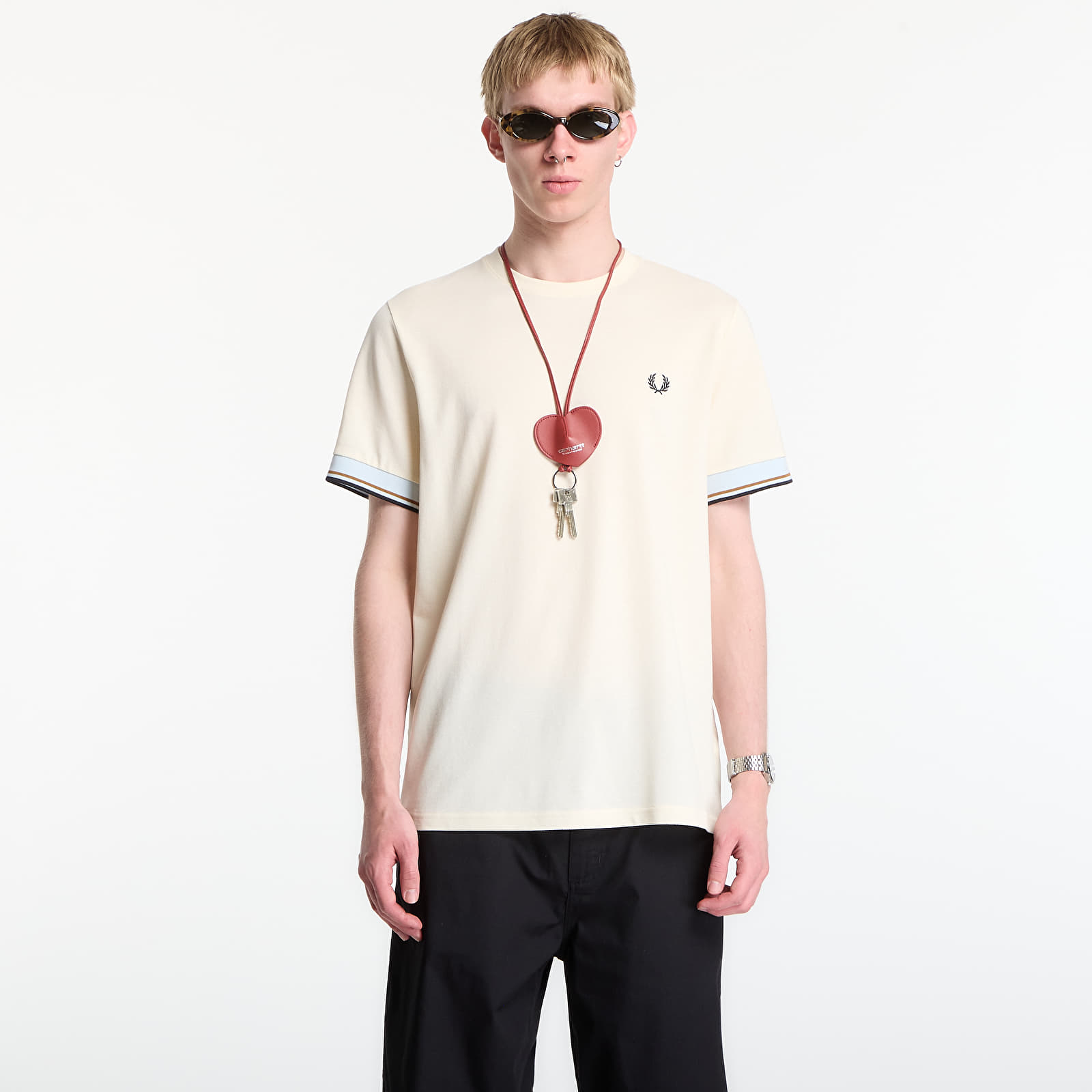 T-shirts Fred Perry Twin Tipped Cuff T-Shirt Ecru