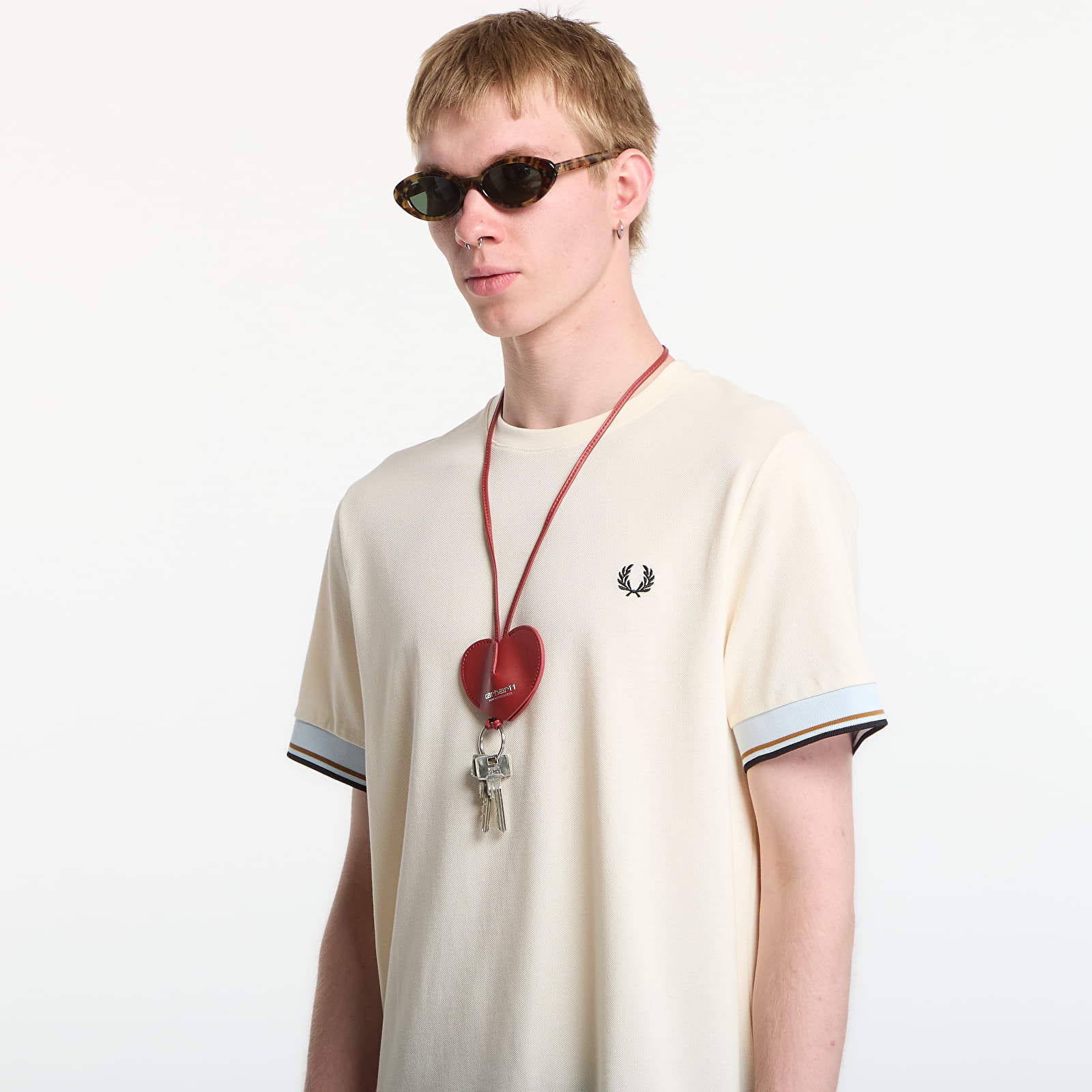 T-shirts Fred Perry Twin Tipped Cuff T-Shirt Ecru