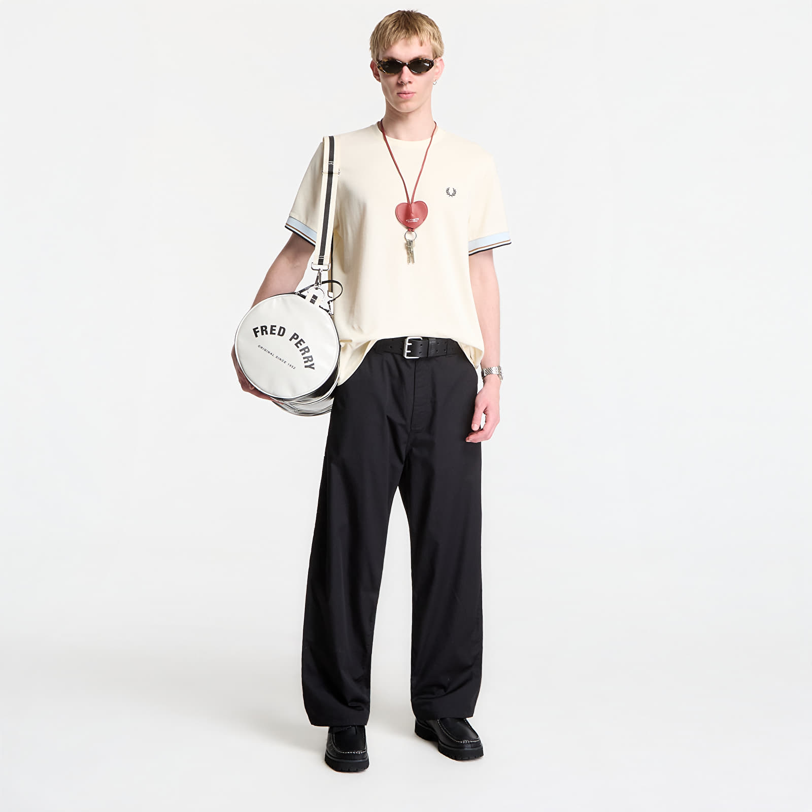 T-shirts Fred Perry Twin Tipped Cuff T-Shirt Ecru