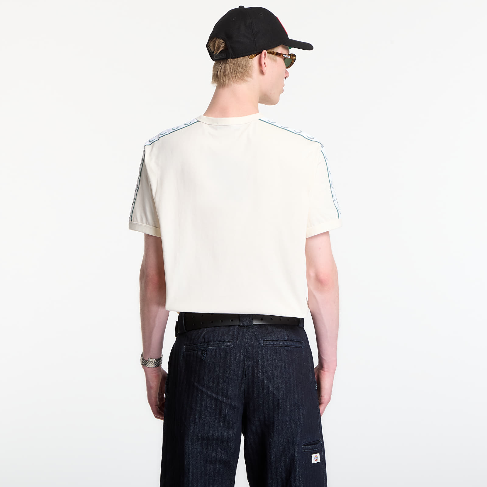 Men's T-shirts Fred Perry Contrast Tape Ringer T-Shirt Ecru