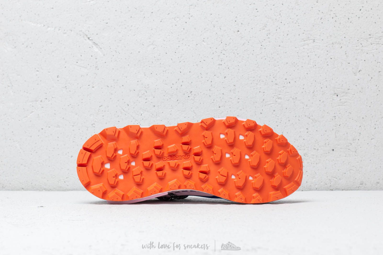 Férfi cipők adidas x Pharrell Williams "Inspiration" Hu NMD Powder Blue/ Light Pink/ Orange