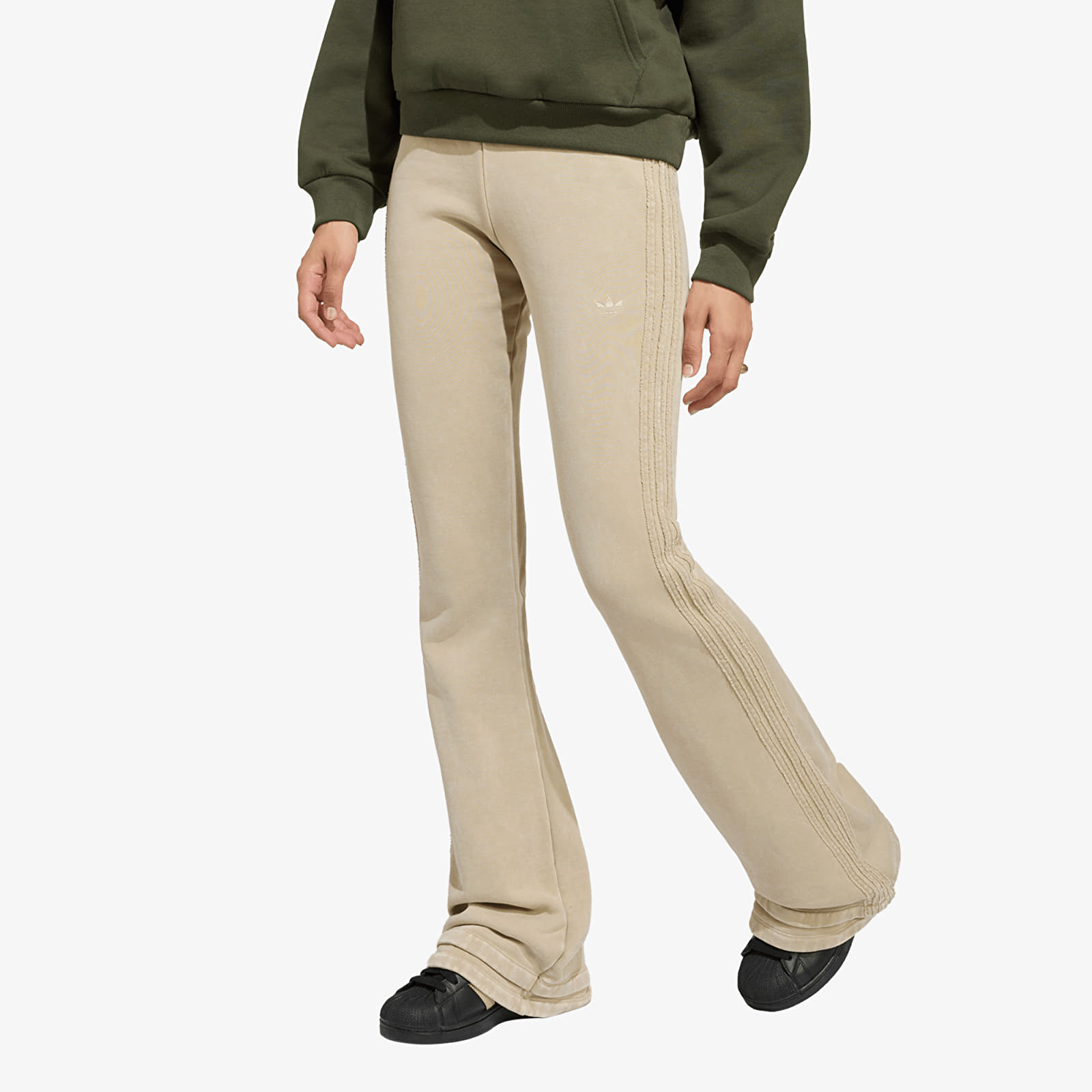 Trenerke adidas Sst Bootcut Pant Khaki Three