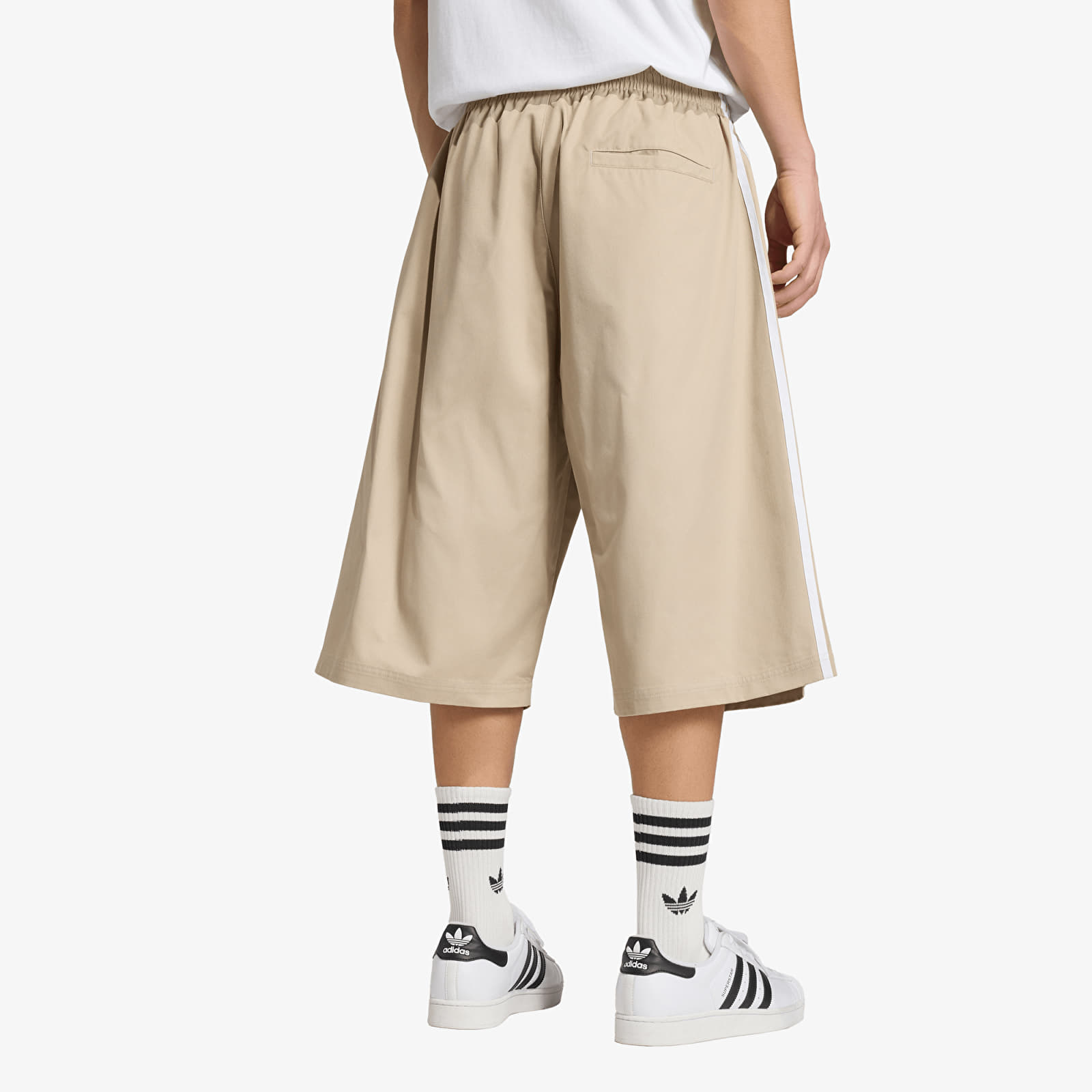 Мъжки къси панталони adidas Twill Shrt Khaki Three
